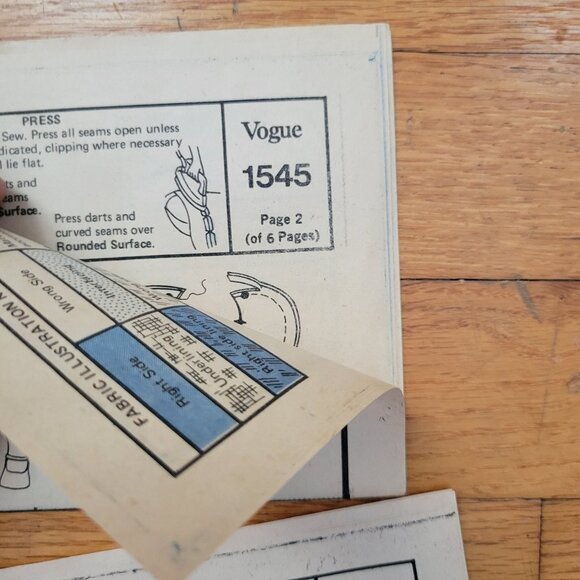 Vintage Vogue Little Girls Dress Sewing Pattern 1545 Classic Design - Picture 5 of 6